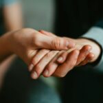 Le 5 fasi del recupero da una dipendenza: il percorso completo